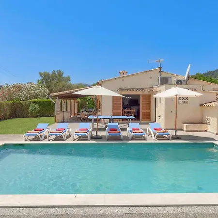 Casa Margarita By *