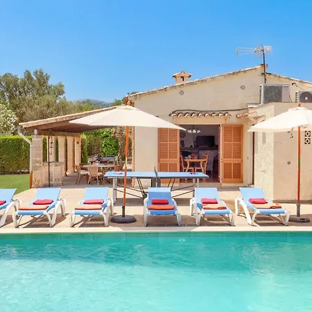 Casa Margarita By *